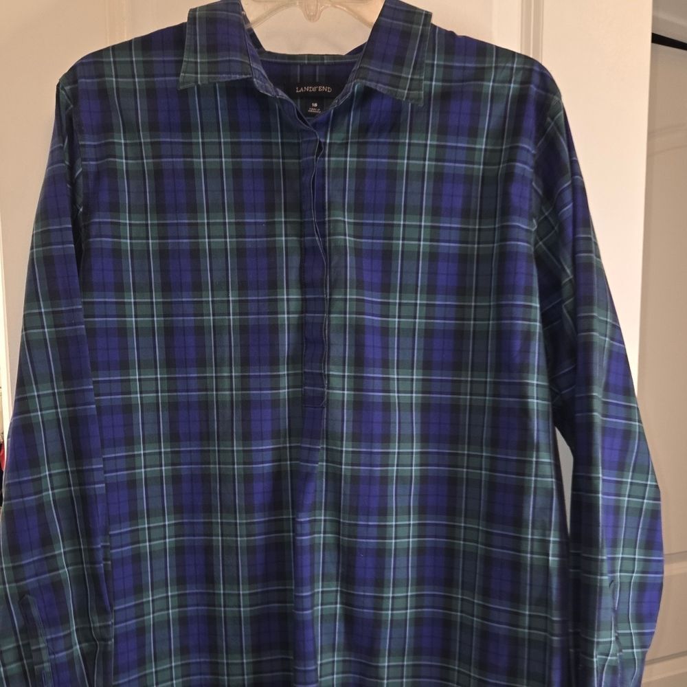 Land's End Green & Navy Plaid Women's Quarter Button Pullover Blouse - Picture 3 of 11